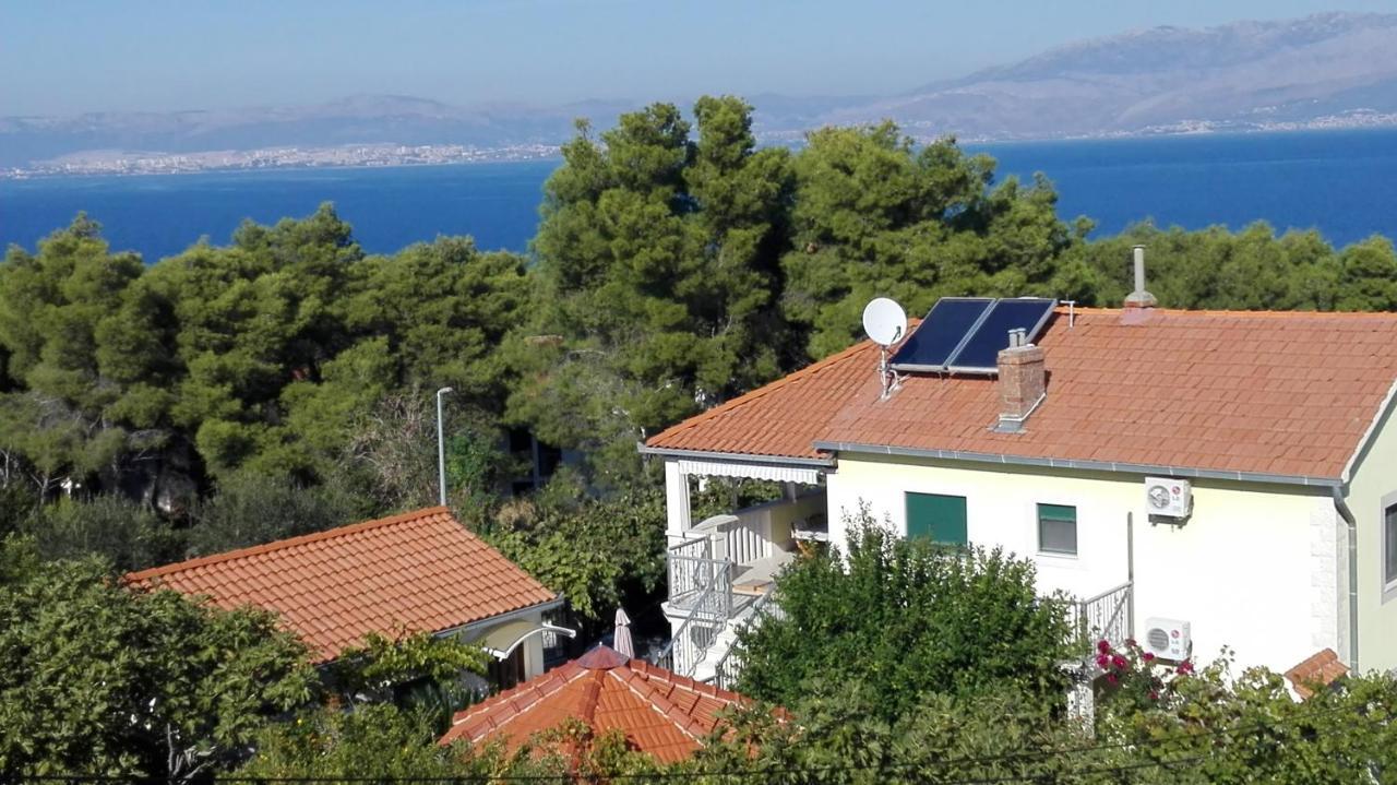 Apartments Marko Sutivan Insel Brac Exterior foto